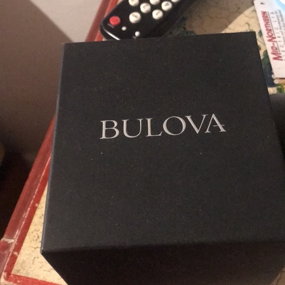 Brand New w/Box 3 Tone Bulova Sapphire Blue Dial w/sparkling Diamonds 💎 $495 - Picture 6 of 6